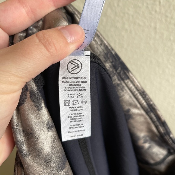 Savvi Metallic Print Athletic Leggings - Picture 9 of 10